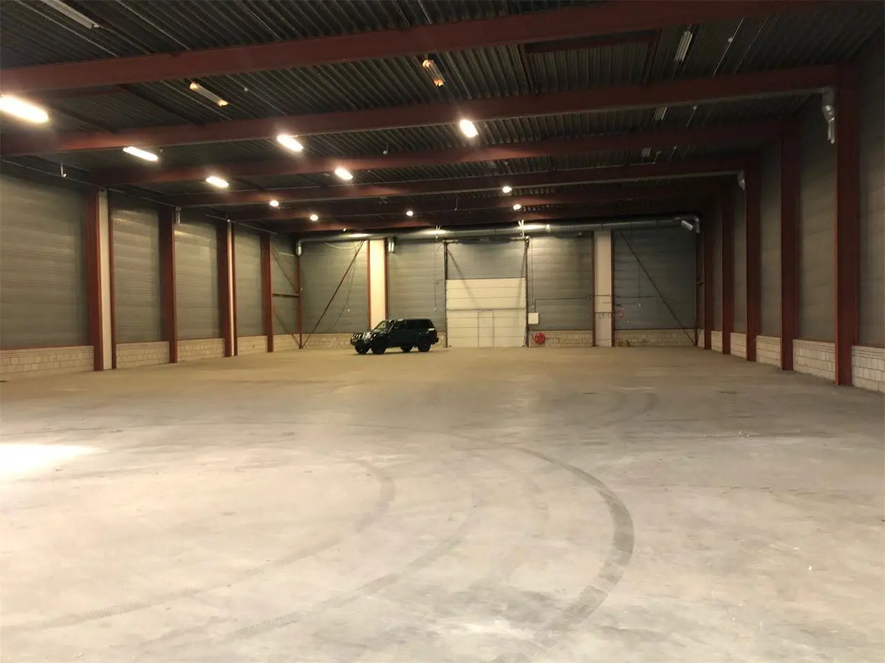 Door Open Space, photograph 13 of 15